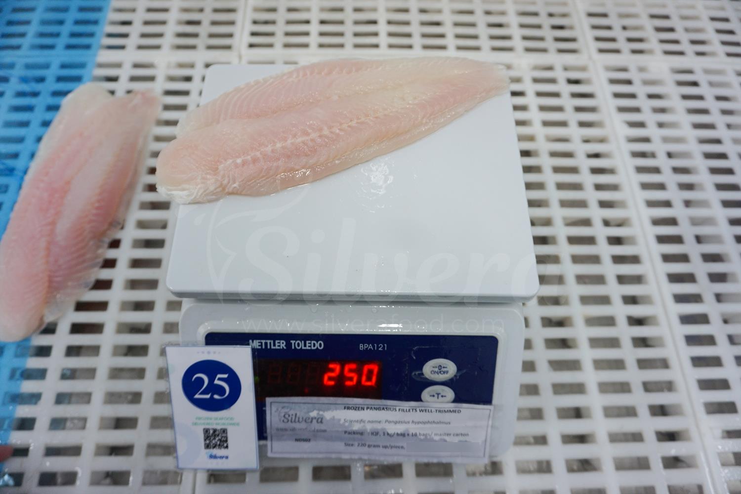 Basa fillet size 220 grams up per piece