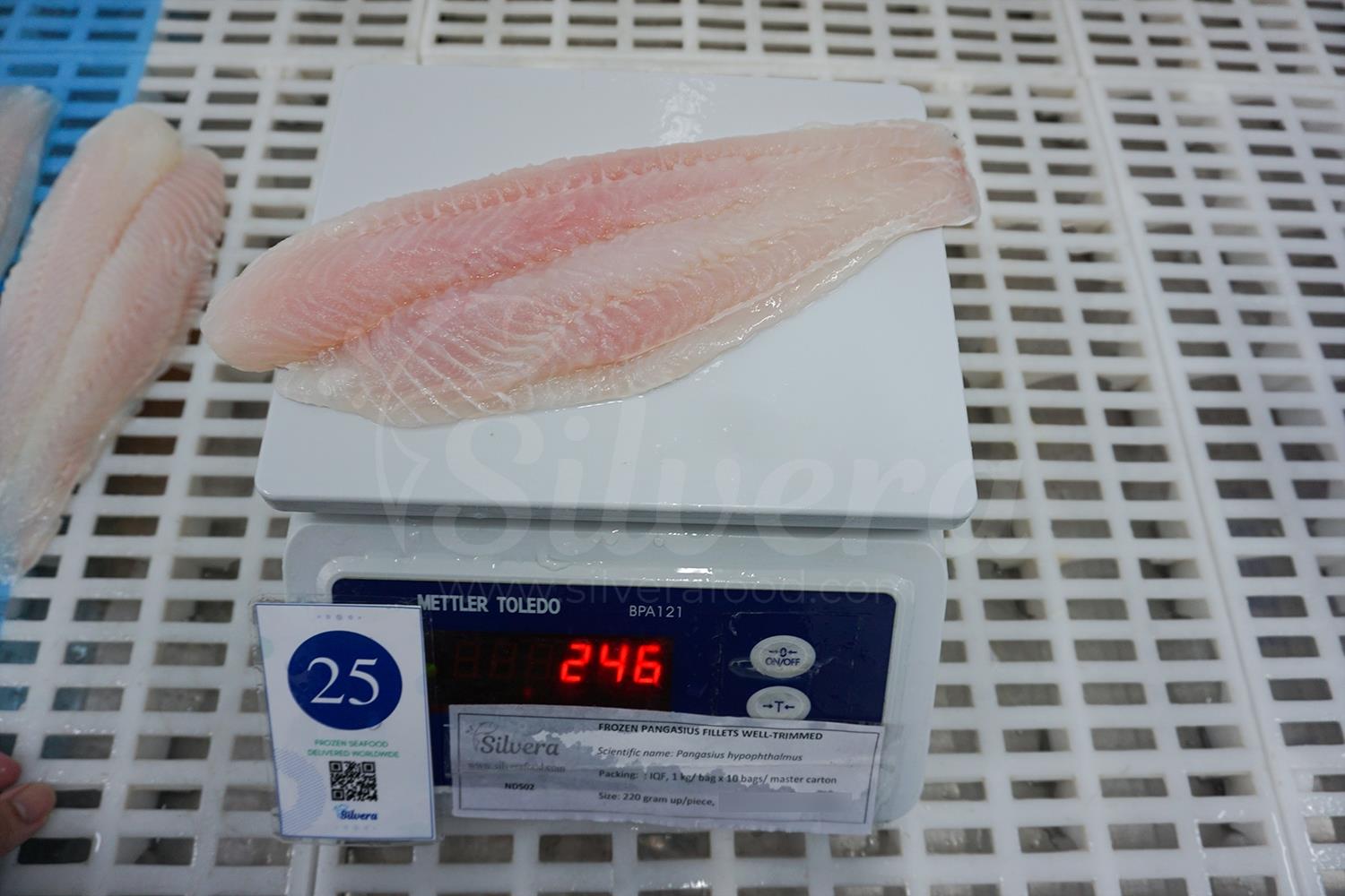 Basa fillet size 220 grams up per piece