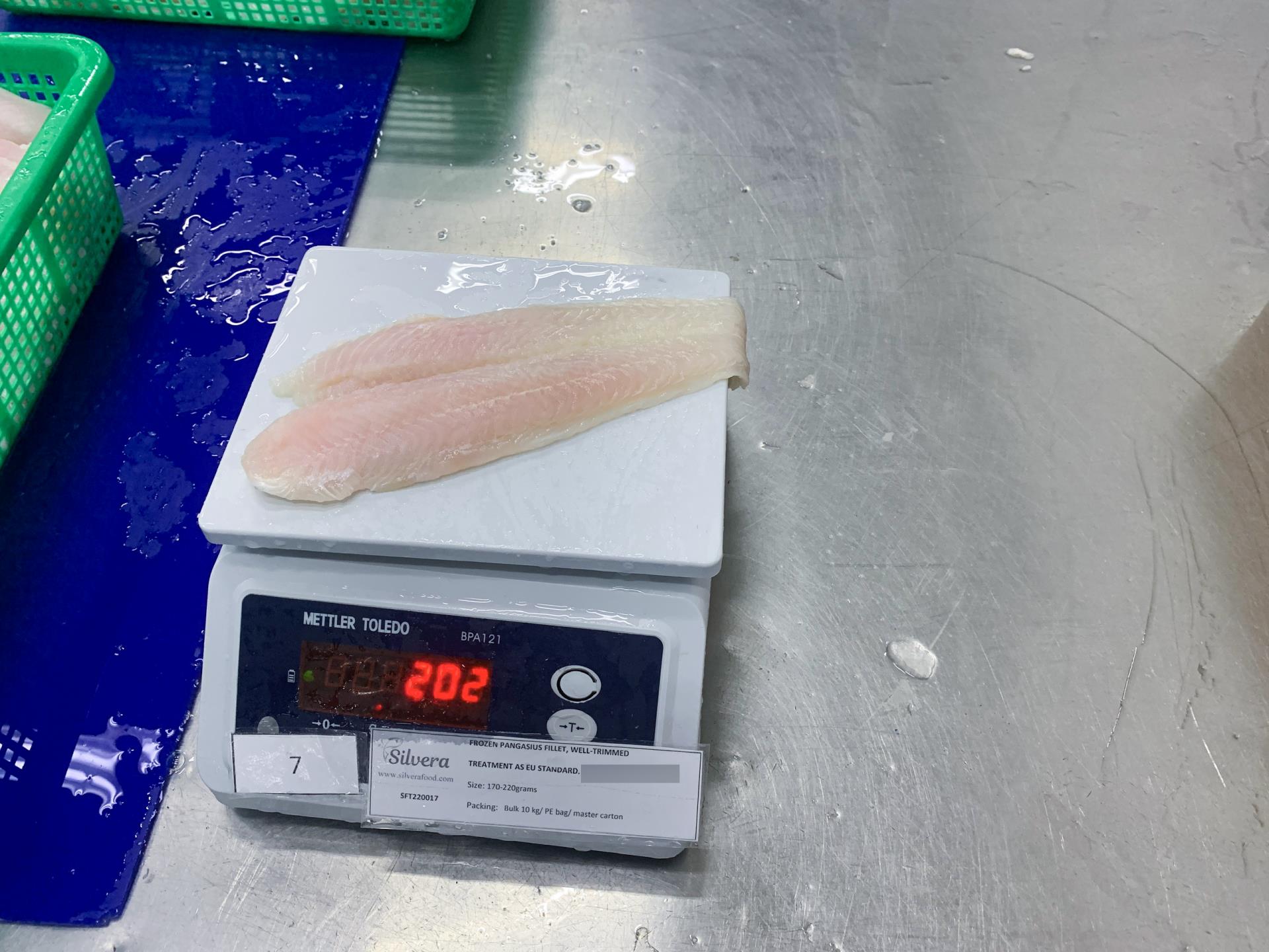 Pangasius fillet size 170-220 g/ pc