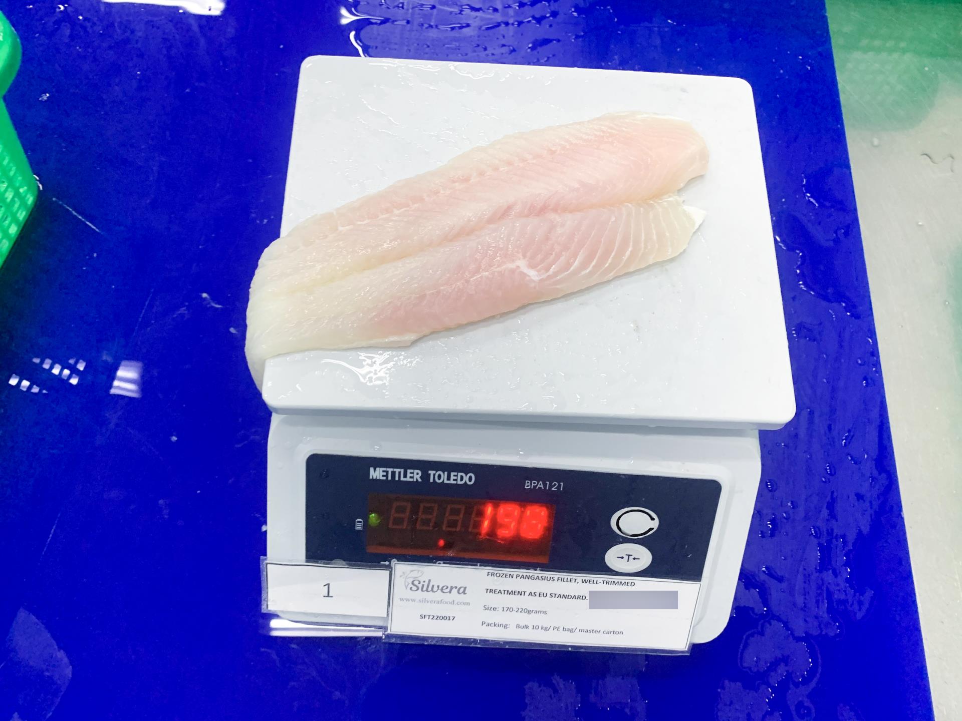 Pangasius fillet size 170-220 g/ pc