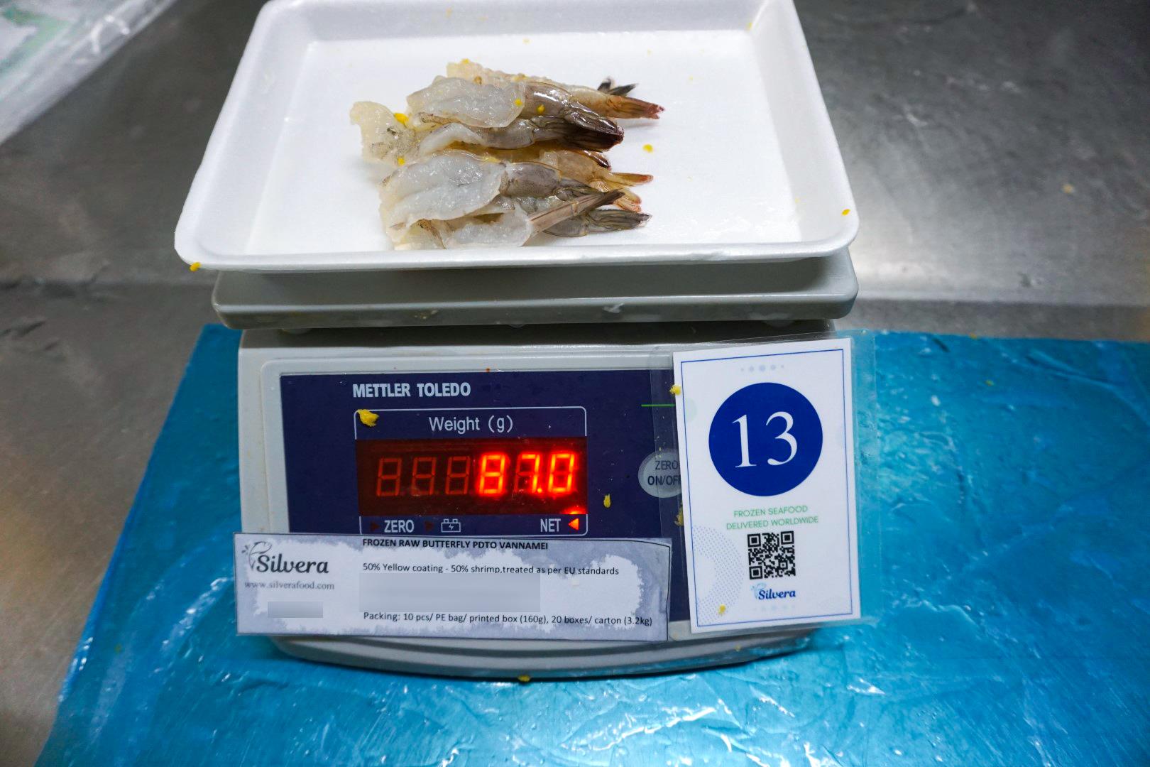 Raw shrimp weight 