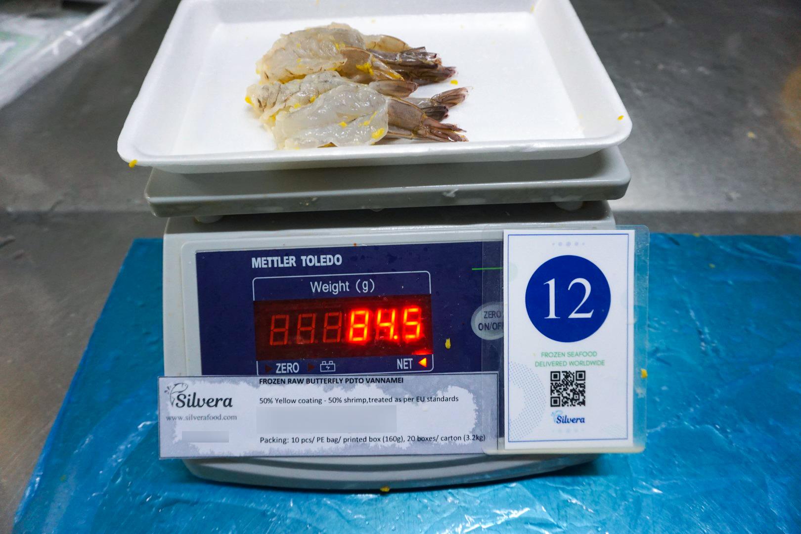 Raw shrimp weight 