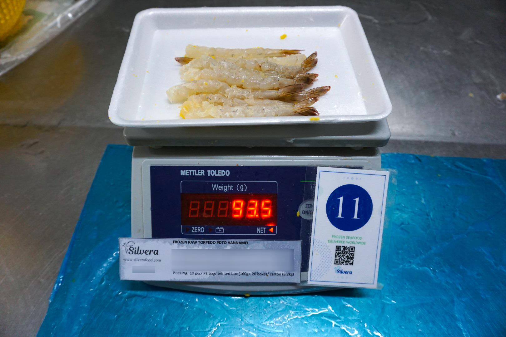Raw shrimp weight 