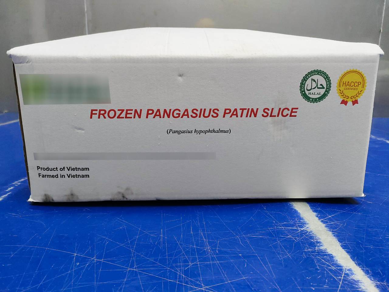 Master carton of patin slices