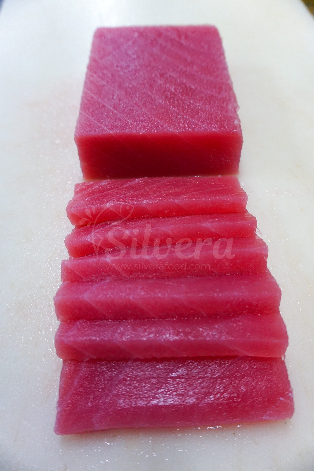 Yellowfin tuna saku