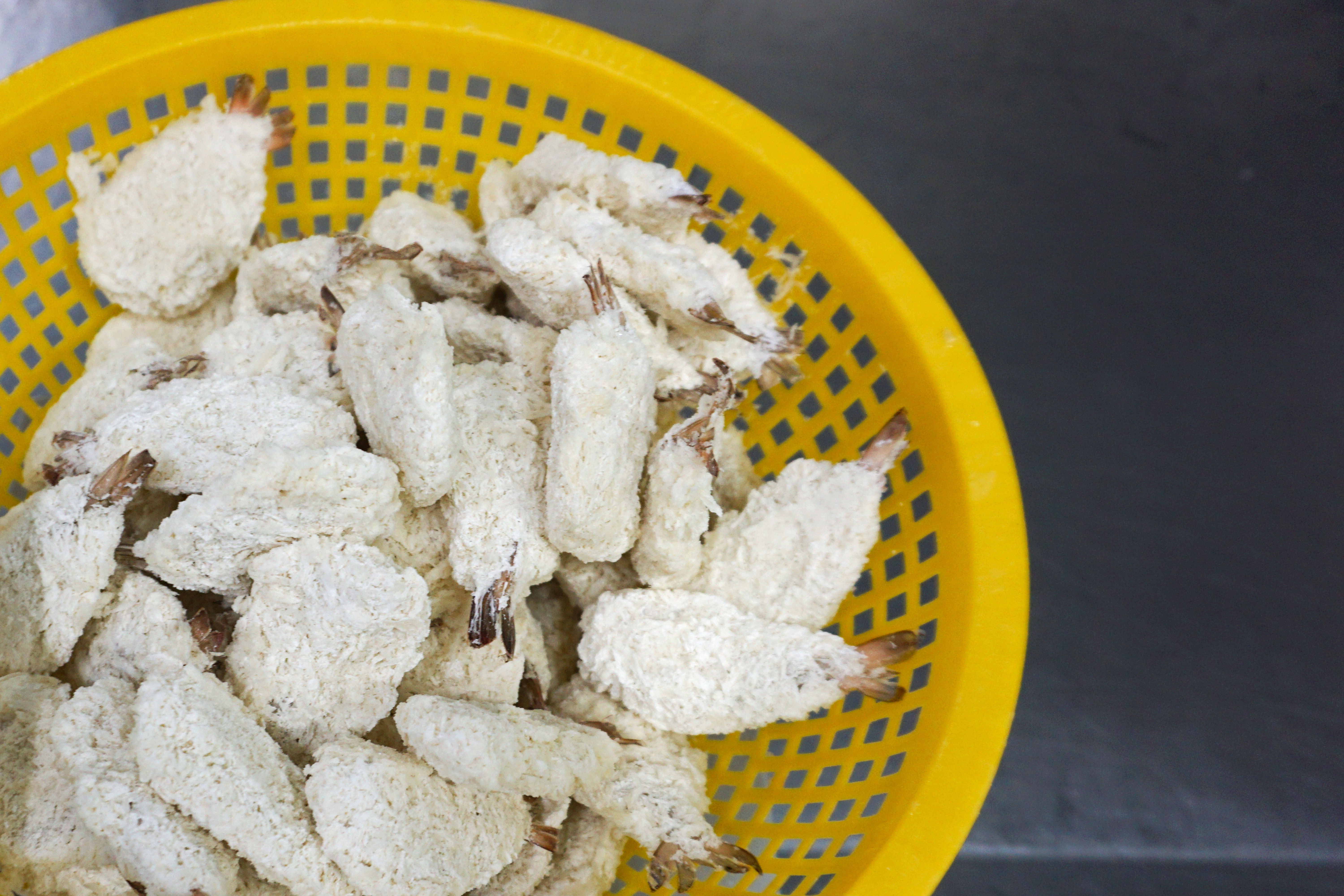 Breaded butterfly-cut vannamei shrimp