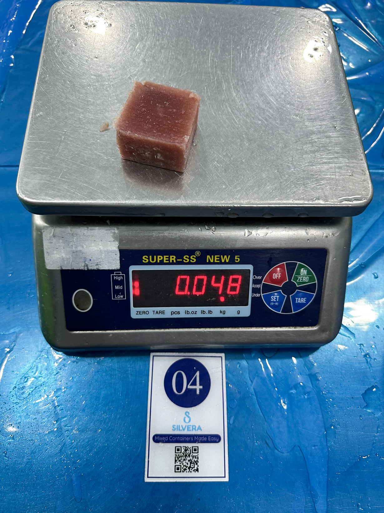 Yellowfin tuna cube