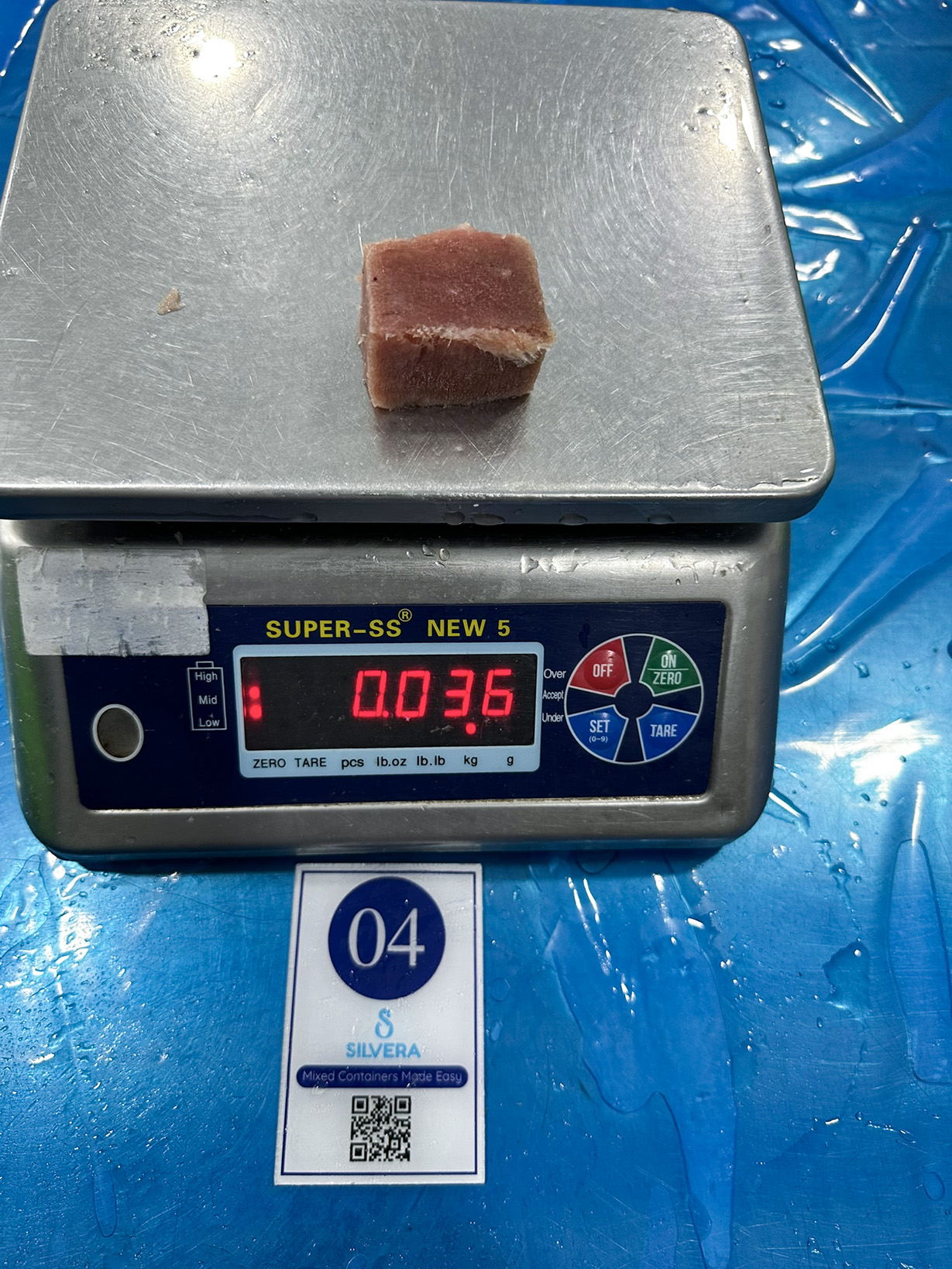 Yellowfin tuna cube