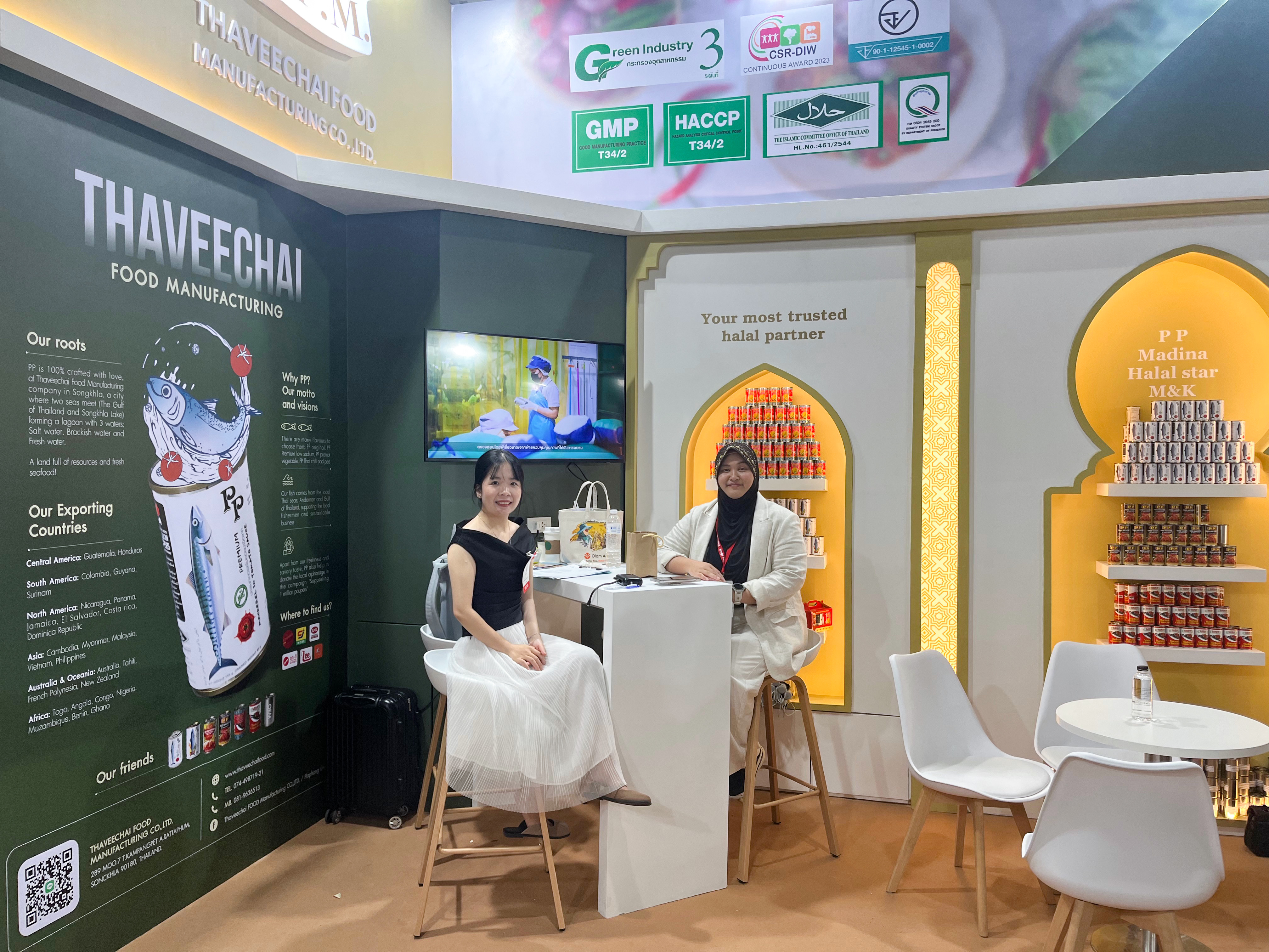 Ms. Jolie Le represents Silvera Food at Thaifex 2025