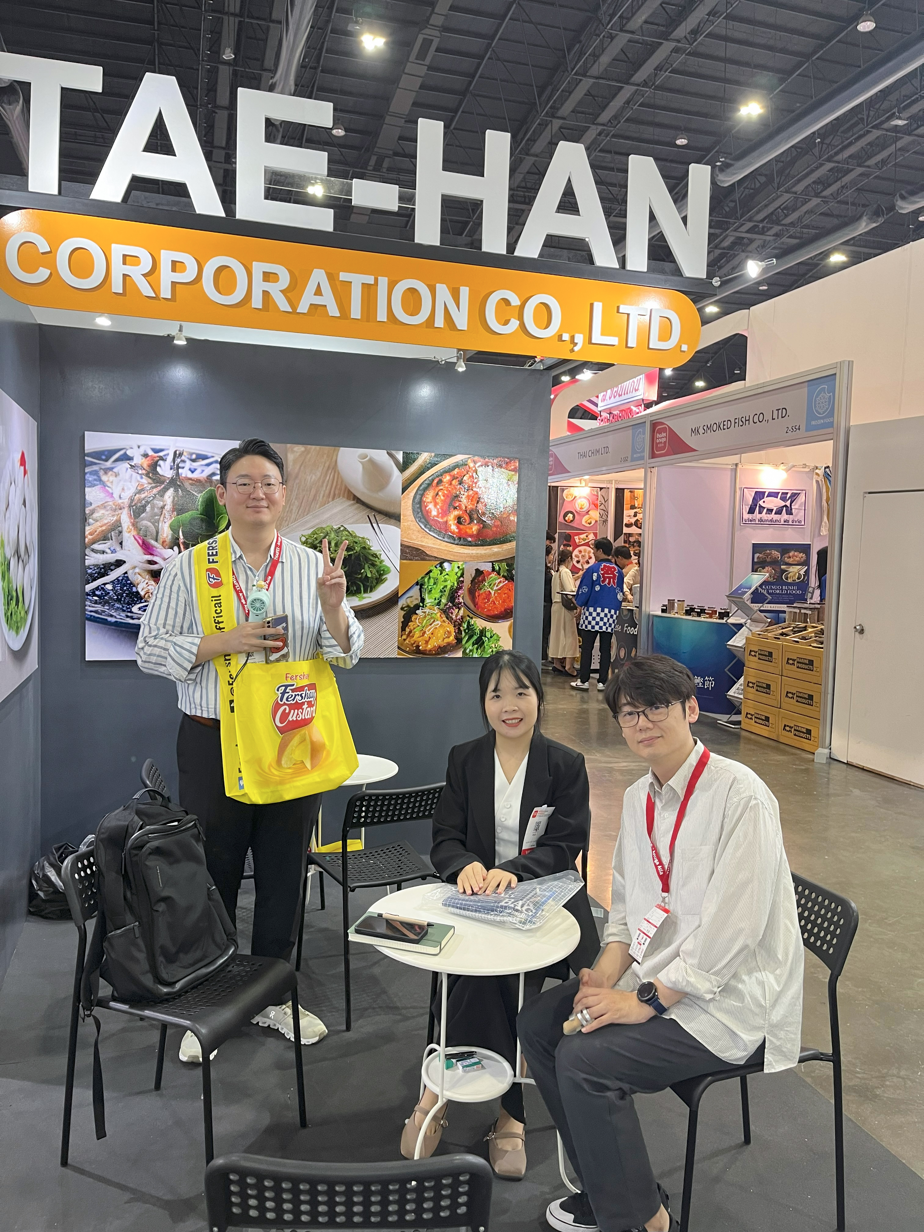 Ms. Jolie Le represents Silvera Food at Thaifex 2025