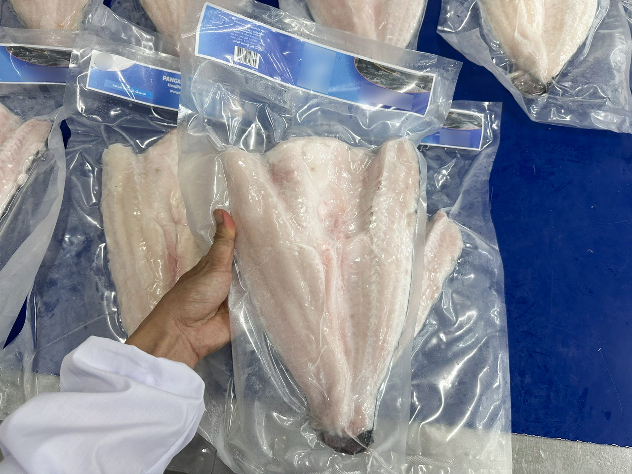Butterfly-cut pangasius