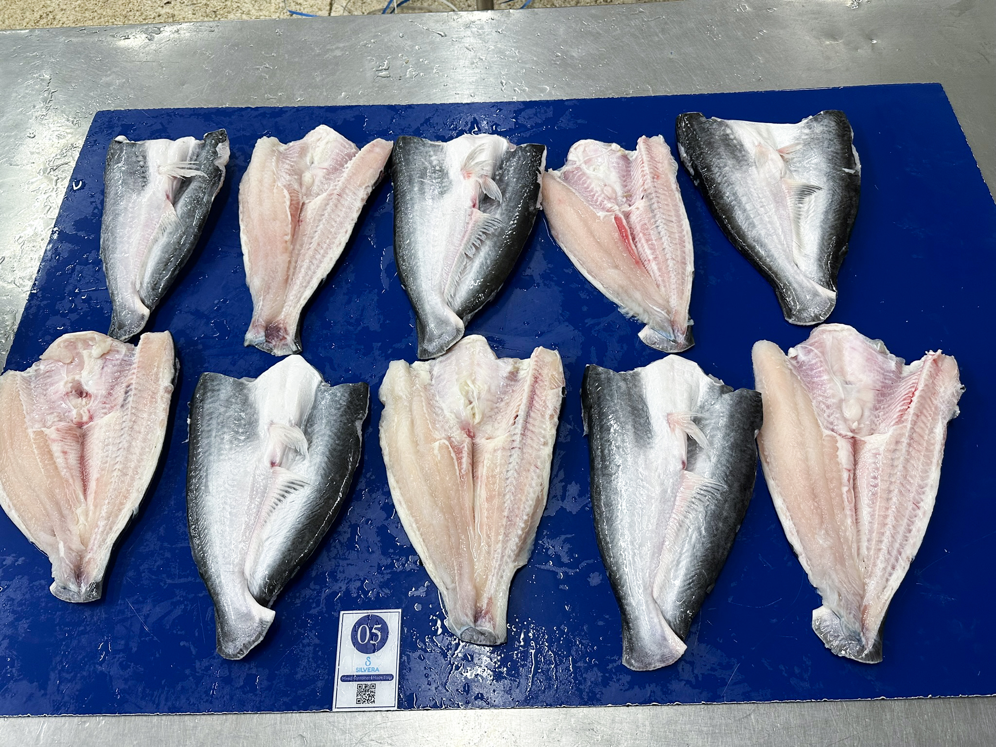 Butterfly-cut pangasius